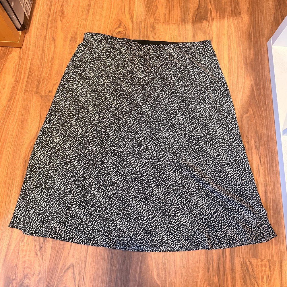 Nasty Gal Black & White A-Line Midi Skirt — Size 20